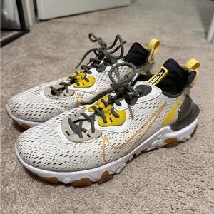 Nike React Element 55 “Honeycomb”